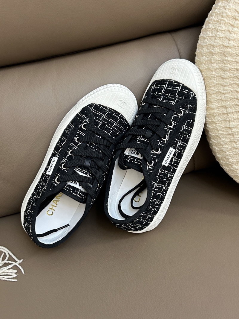 Ch**el sneakers
